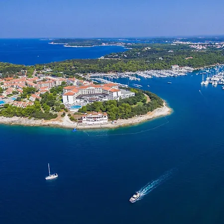 Apartment Mit Garten In Der Naehe Des Zentrums By Interhome Pula