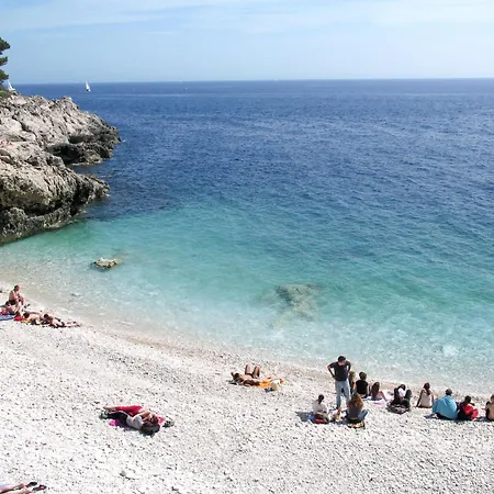 Mit Garten In Der Naehe Des Zentrums By Interhome *